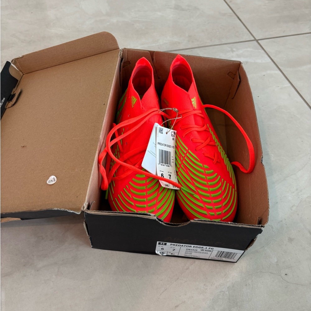 Adidas Predator Edge 1FC Soccer Cleats M6 - Picture 5 of 5